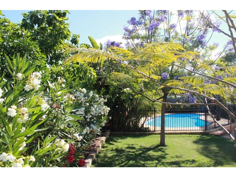8 Inwood Place, Murdoch WA 6150