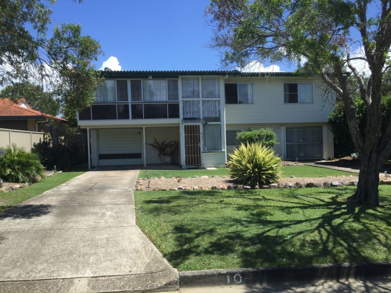 10 Amanda Steet, Scarborough QLD 4020