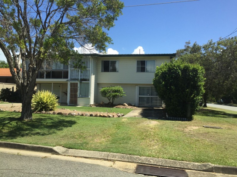 10 Amanda Steet, Scarborough QLD 4020