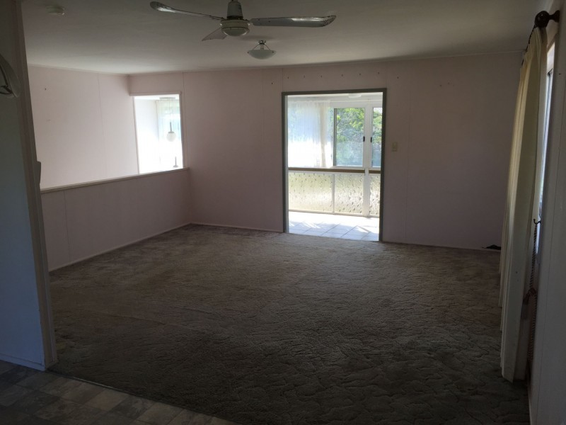 10 Amanda Steet, Scarborough QLD 4020