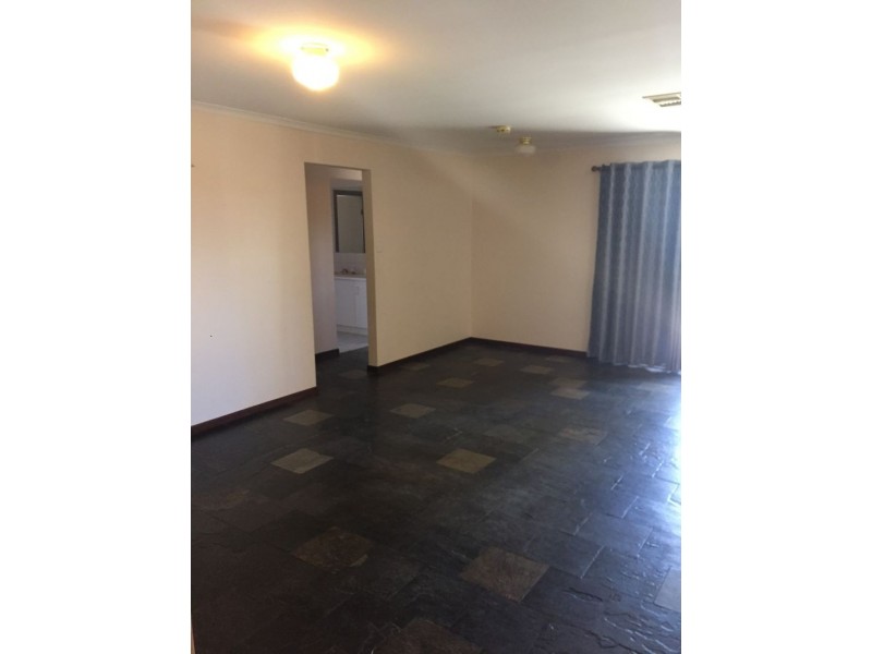 16 Pineridge Drive, Blakeview SA 5114