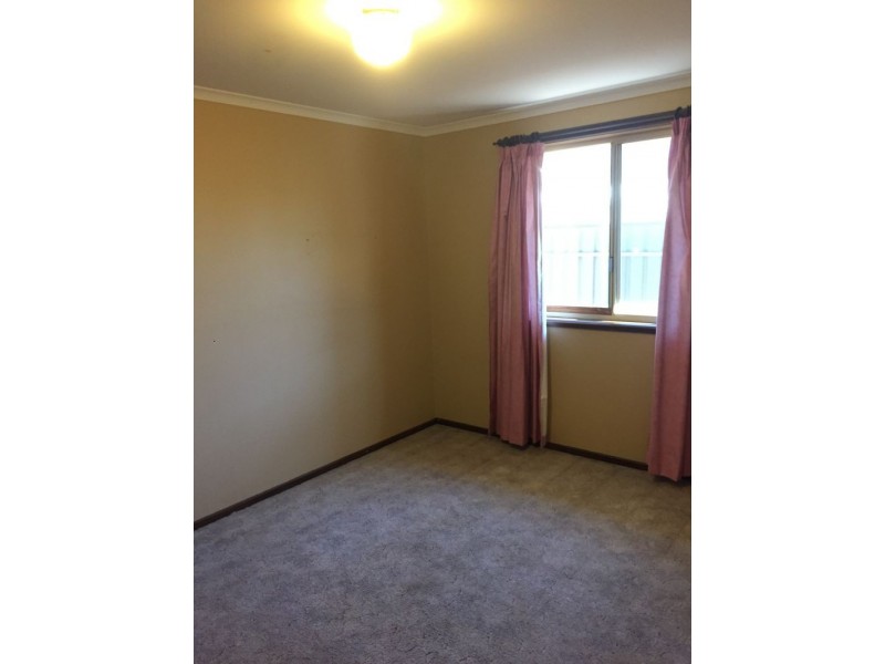 16 Pineridge Drive, Blakeview SA 5114