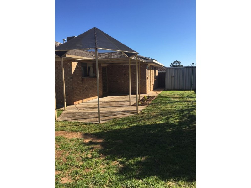 16 Pineridge Drive, Blakeview SA 5114