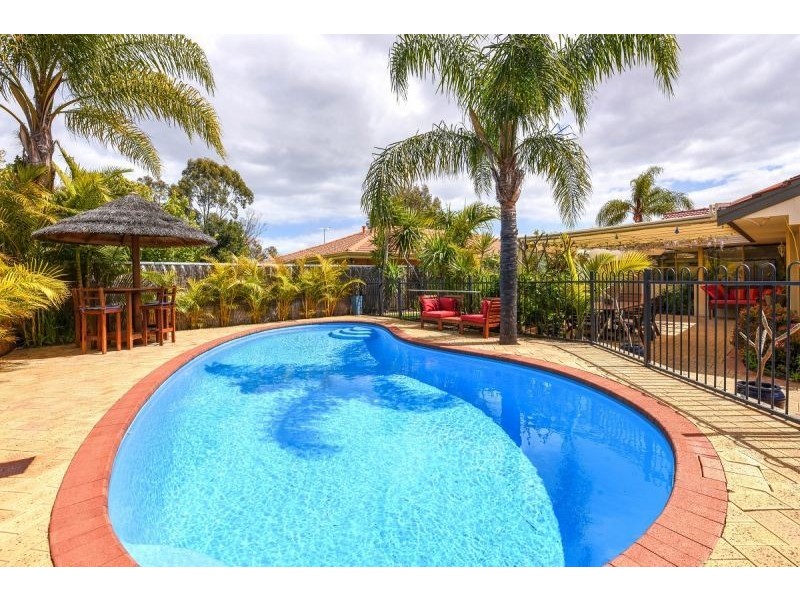 8 Inwood Pl, Murdoch WA 6150