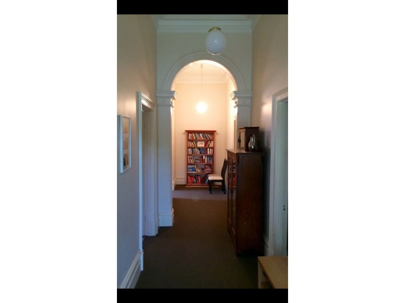 1/10 Moonee St, Ascot Vale VIC 3032