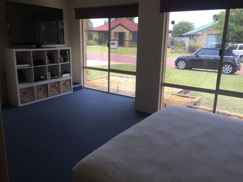 11 Belmont Close, Port Kennedy WA 6172