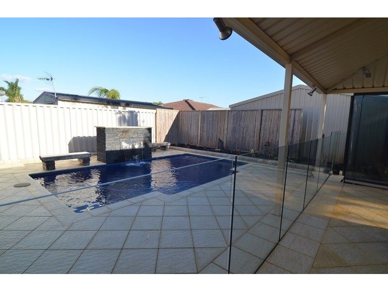 11 Belmont Close, Port Kennedy WA 6172