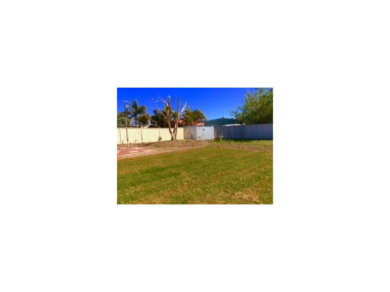 15 Templetonia Promenade, Halls Head WA 6210
