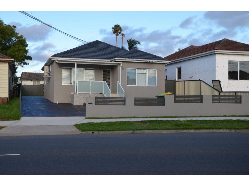 13 Bonds Road, Riverwood NSW 2210