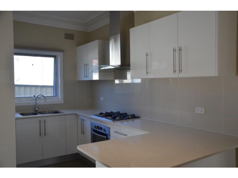 13 Bonds Road, Riverwood NSW 2210