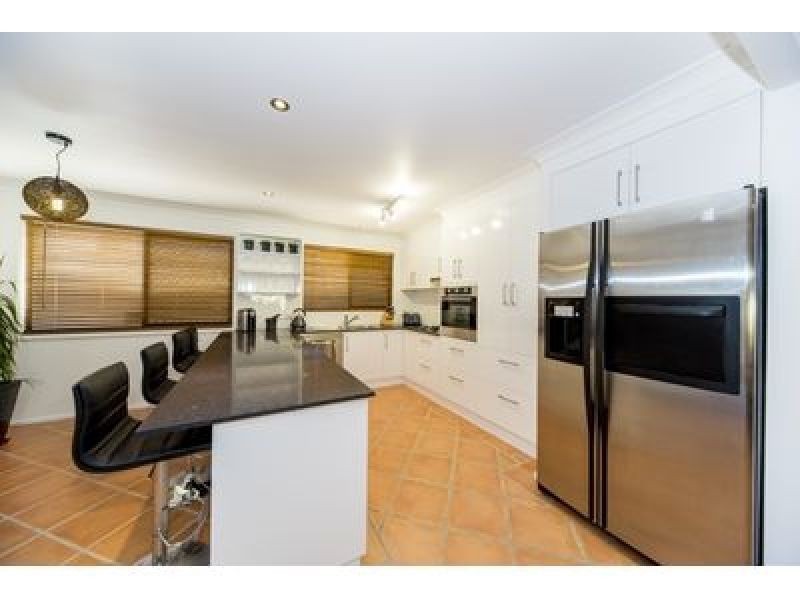 21 Matthew Flinders Dr, Hollywell QLD 4216