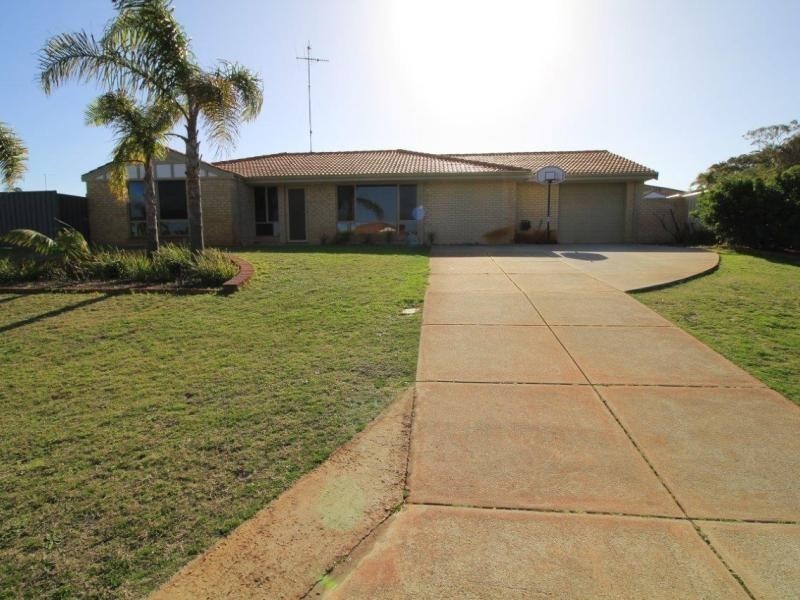 20  Malabor Mews, Halls Head WA 6210