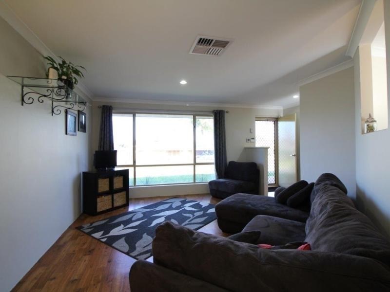 20  Malabor Mews, Halls Head WA 6210