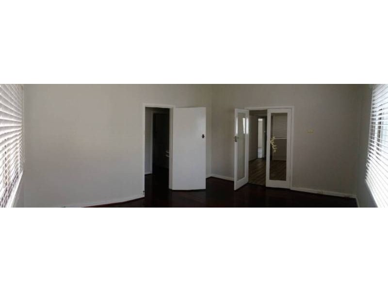 8 Drake Street, Bayswater WA 6053