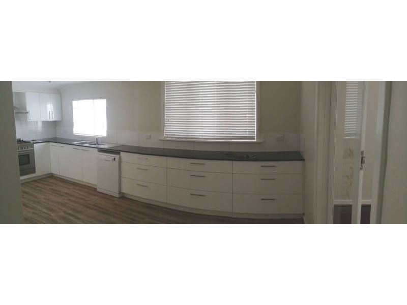 8 Drake Street, Bayswater WA 6053