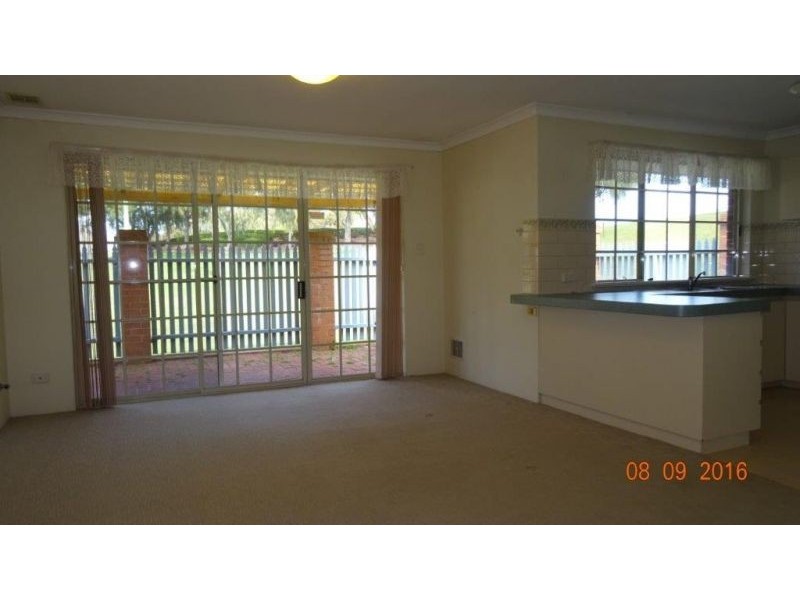 1B Newcomen Road, Stirling WA 6021