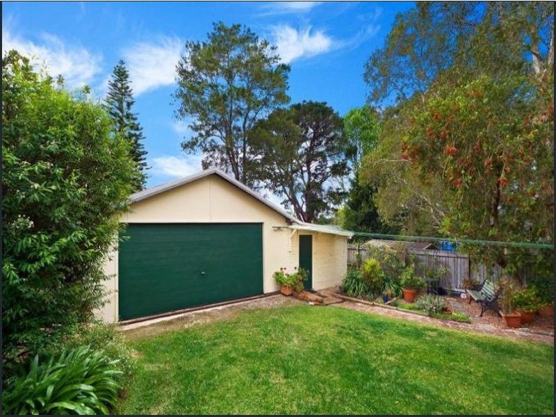 6 Greenwood Ave, Narraweena NSW 2099