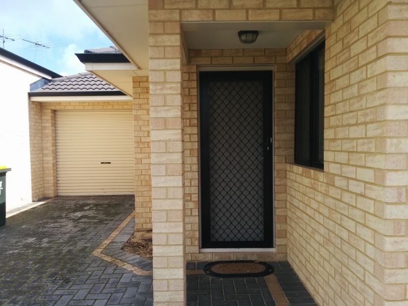 44 LILACDALE ROAD, Innaloo WA 6018