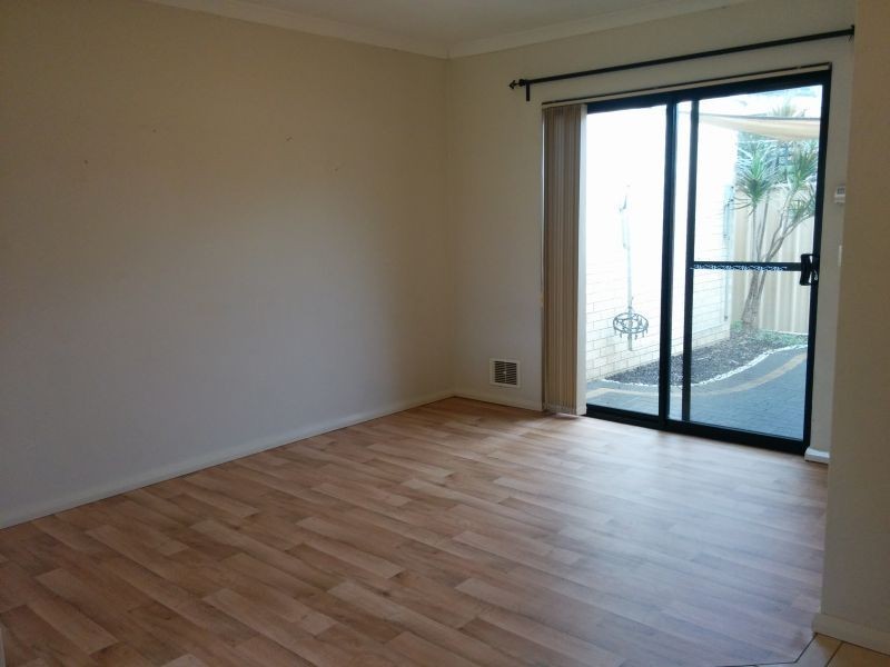 44 LILACDALE ROAD, Innaloo WA 6018