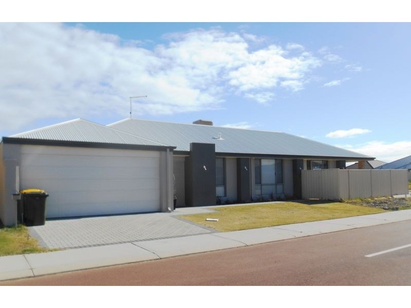 2 Seashells Crescent, Singleton WA 6175