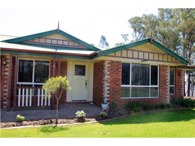 10  Jinker Track, Albany Creek QLD 4035