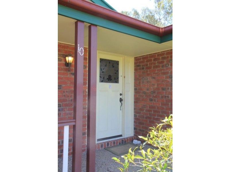 10  Jinker Track, Albany Creek QLD 4035