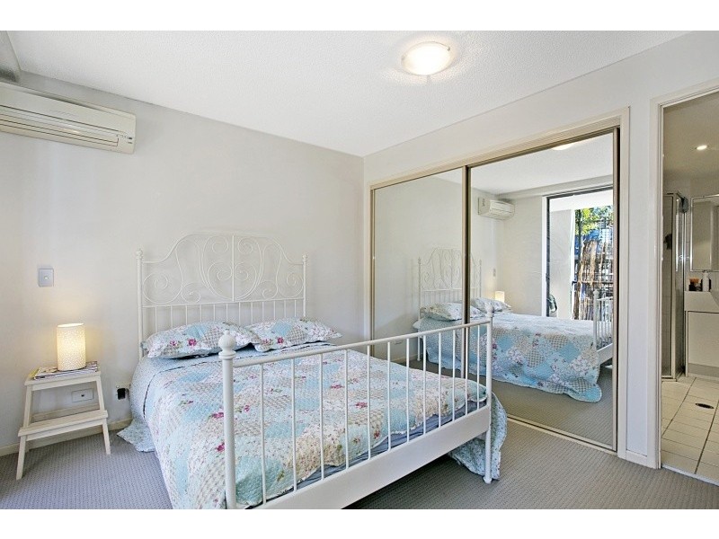 23/7 Landsborough Terrace, Toowong QLD 4066