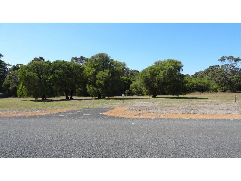 4 Dobbins Place, Witchcliffe WA 6286