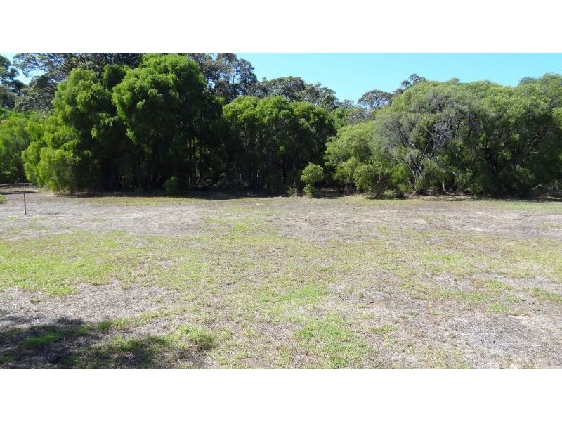 4 Dobbins Place, Witchcliffe WA 6286