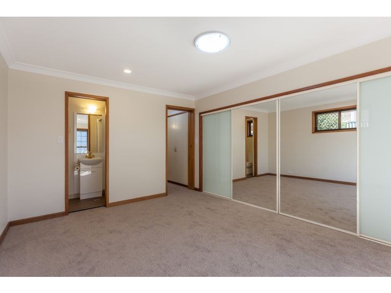 6 Angus St, Rangeville QLD 4350