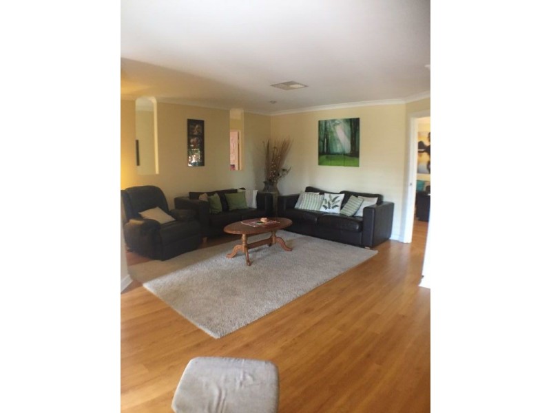 17 Woodcroft Place, Mount Richon WA 6112