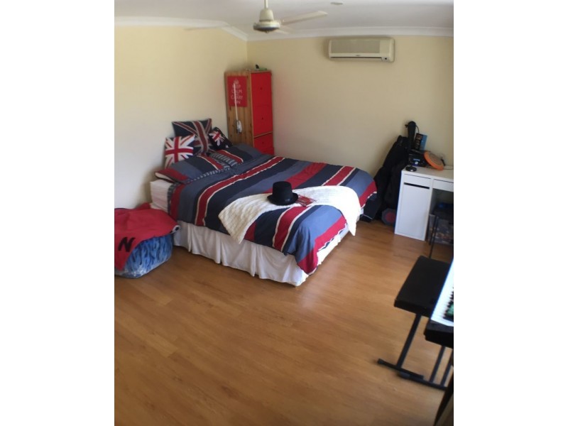 17 Woodcroft Place, Mount Richon WA 6112