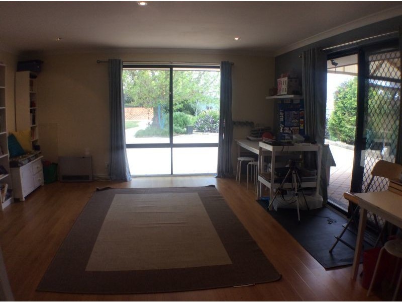 17 Woodcroft Place, Mount Richon WA 6112