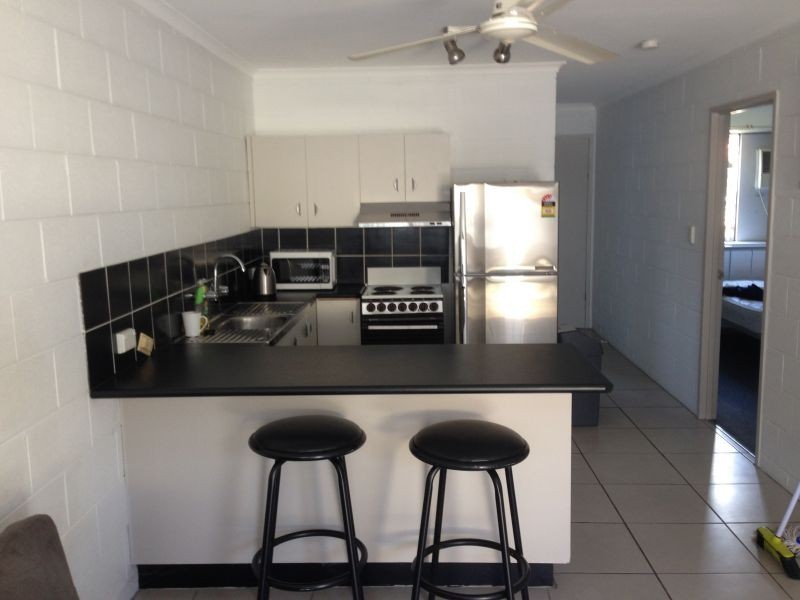 2/10 East Gordon Street, Mackay QLD 4740