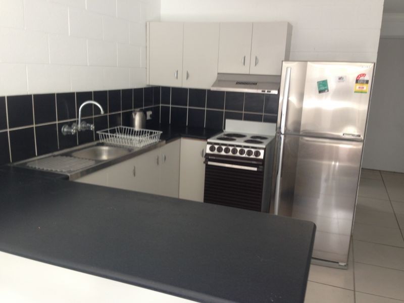 2/10 East Gordon Street, Mackay QLD 4740