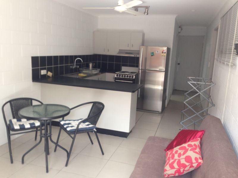 2/10 East Gordon Street, Mackay QLD 4740