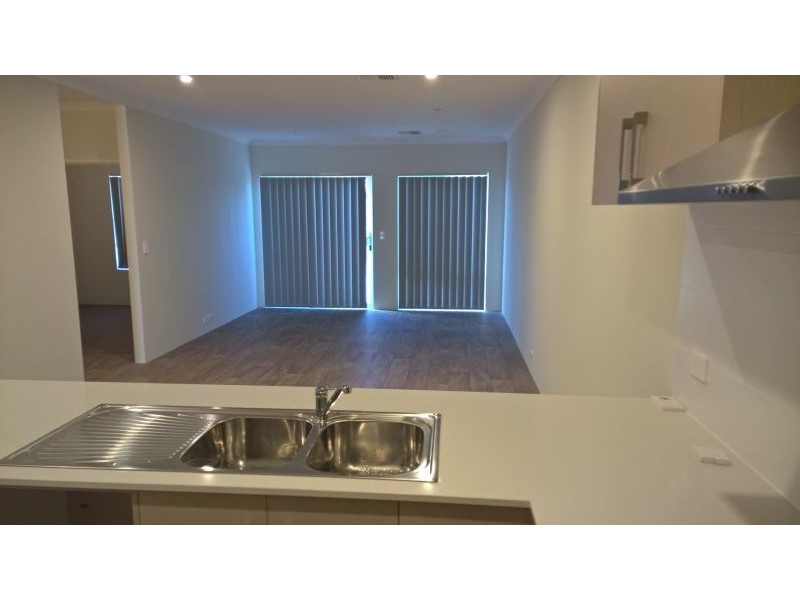 66 Trethowan Promenade, Alkimos WA 6038