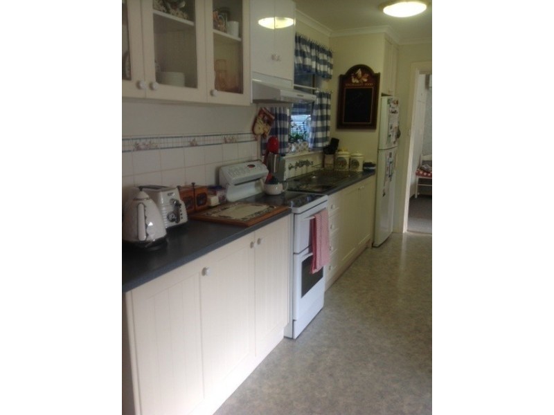 11 Watson Avenue, Lucindale SA 5272