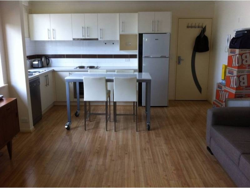 9/844 Lygon St, Carlton North VIC 3054