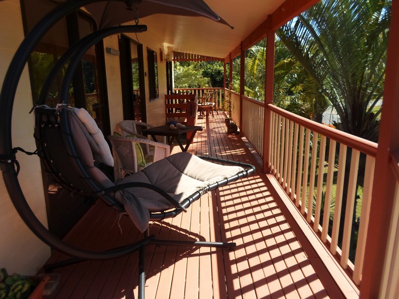 4 Kindt St, Moore Park Beach QLD 4670