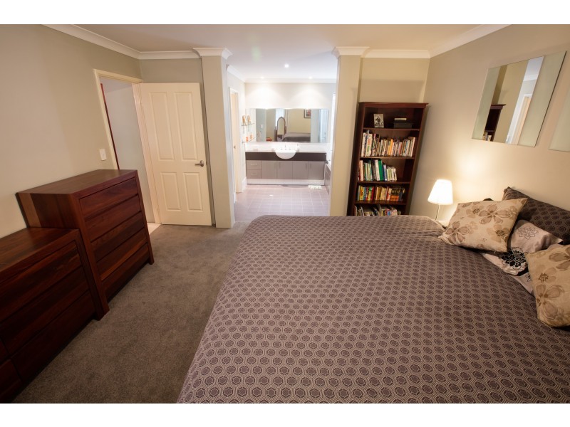 14 Bone Street, St James WA 6102