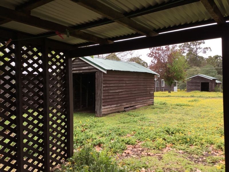 12 Nyamup Rd, Dingup WA 6258