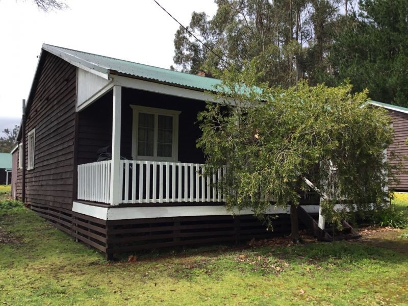 12 Nyamup Rd, Dingup WA 6258