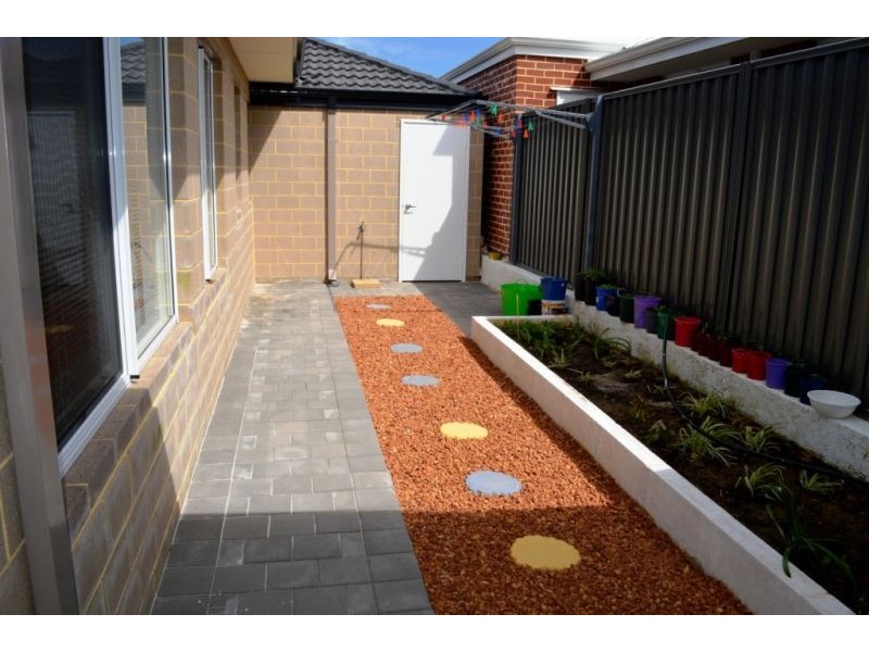 38 ELDERFLOWER St, Banjup WA 6164