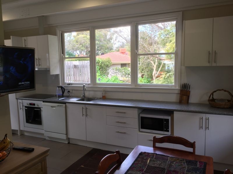 37 Coongan Ave, Greenmount WA 6056