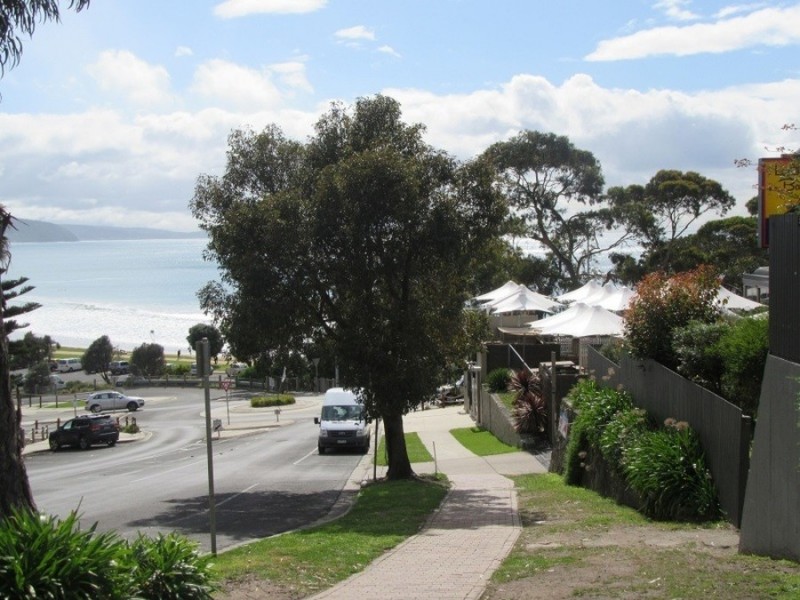 15/3 Bay St, Lorne VIC 3232