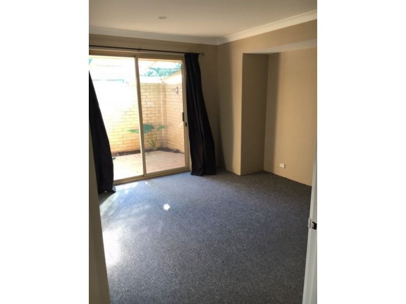 18 Mekong Way, Greenfields WA 6210