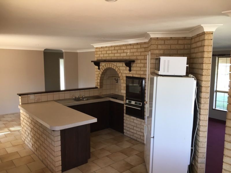 18 Mekong Way, Greenfields WA 6210