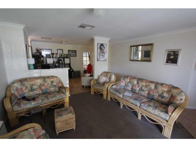 58 The Lakes Blvd, Jandakot WA 6164