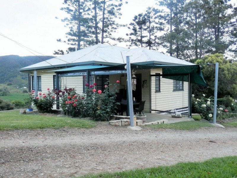 92 Gap Road, Cedar Pocket QLD 4570